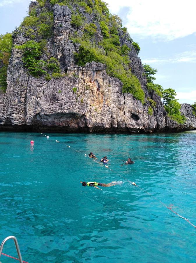 Malee Malee Guesthouse Koh Lanta Bagian luar foto